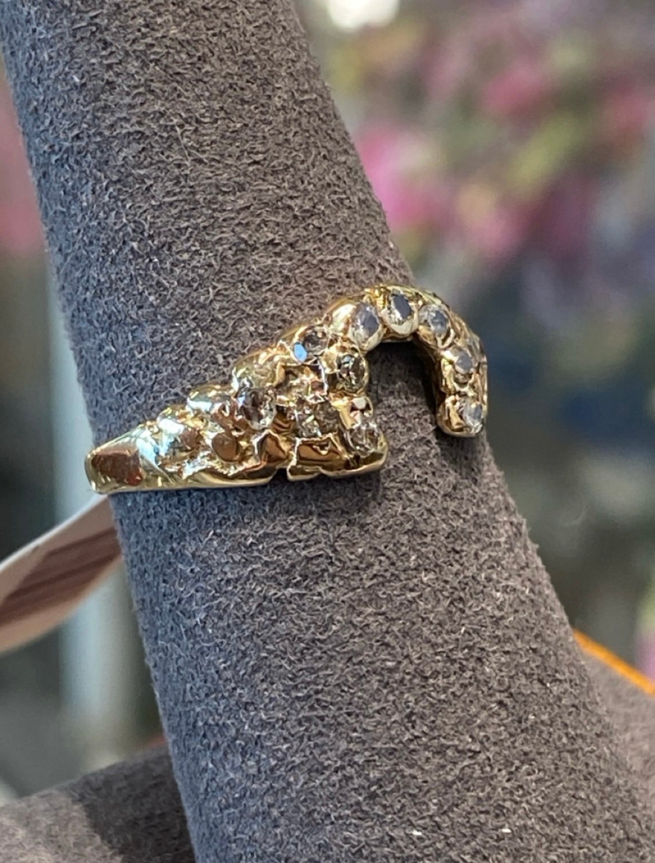 Gold ring