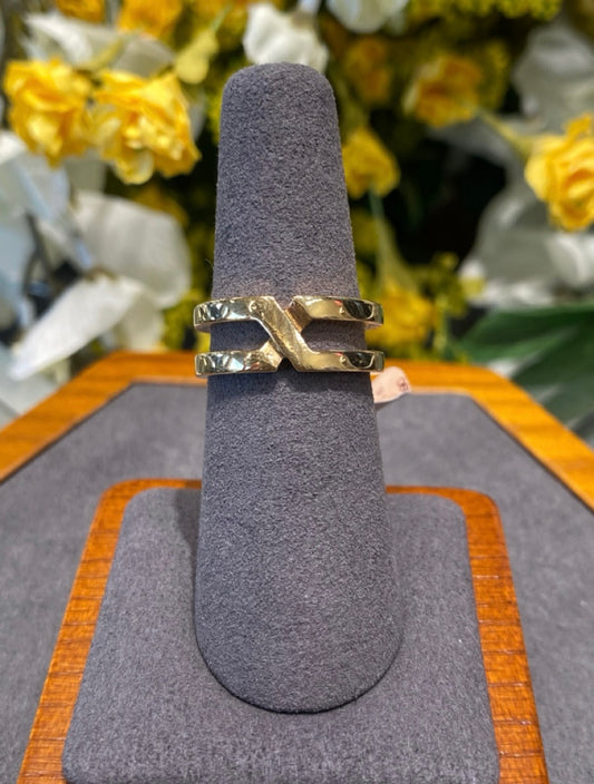 Gold ring