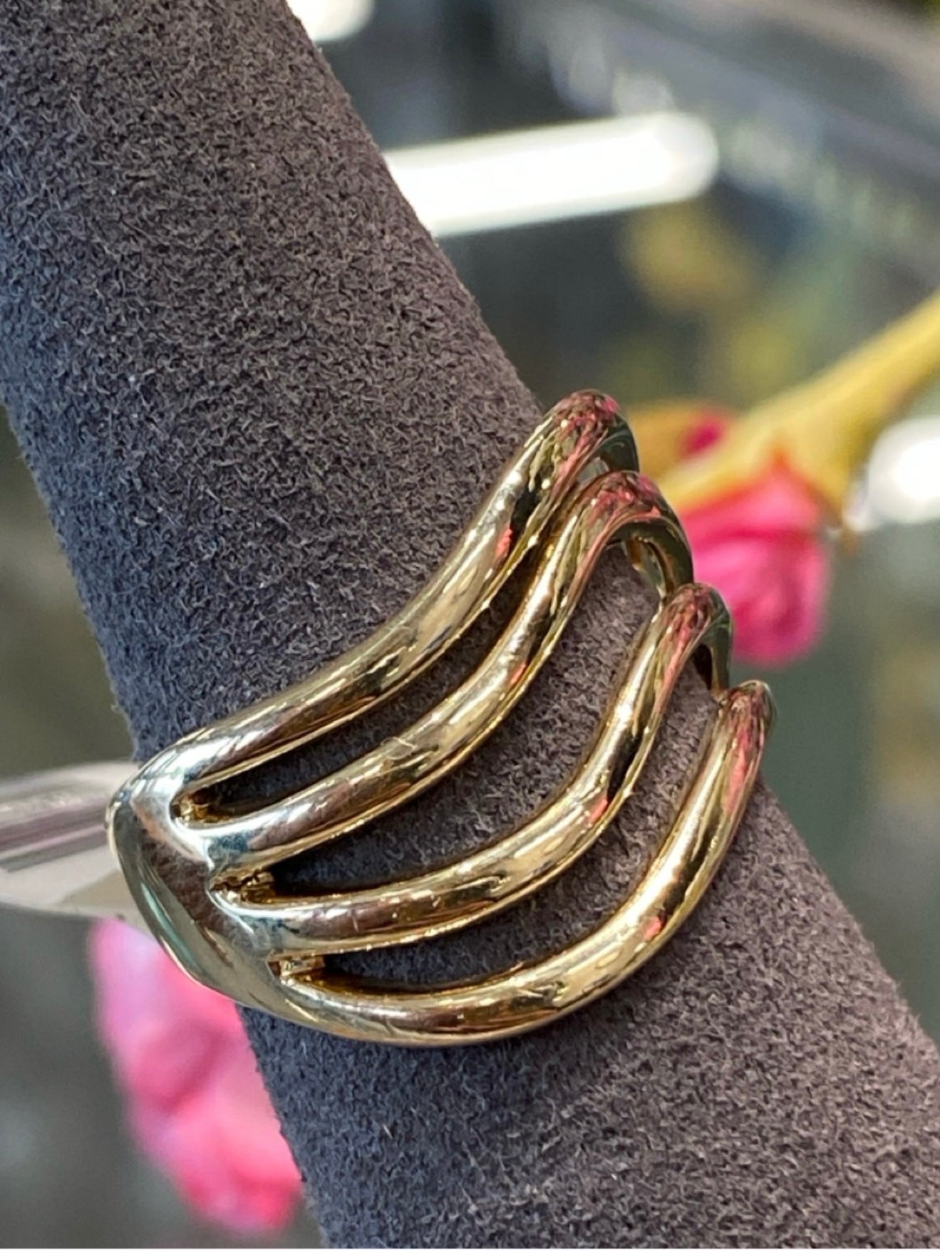 Gold ring