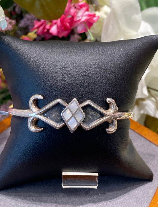 Cuff bracelet
