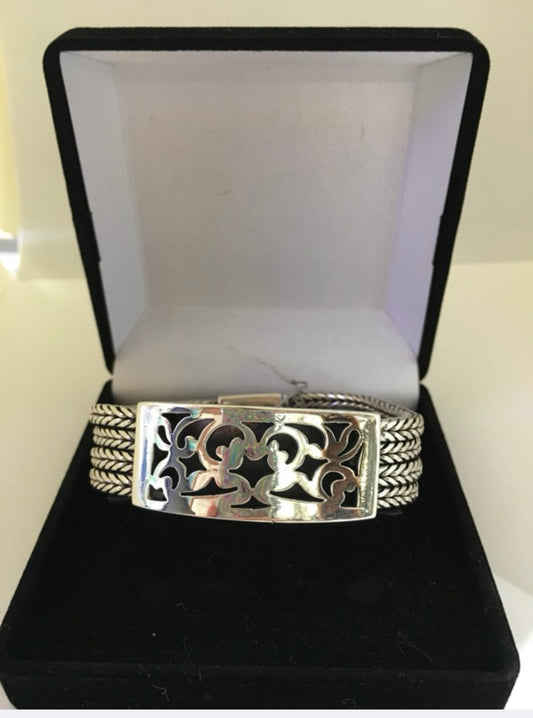 Silver bracelet