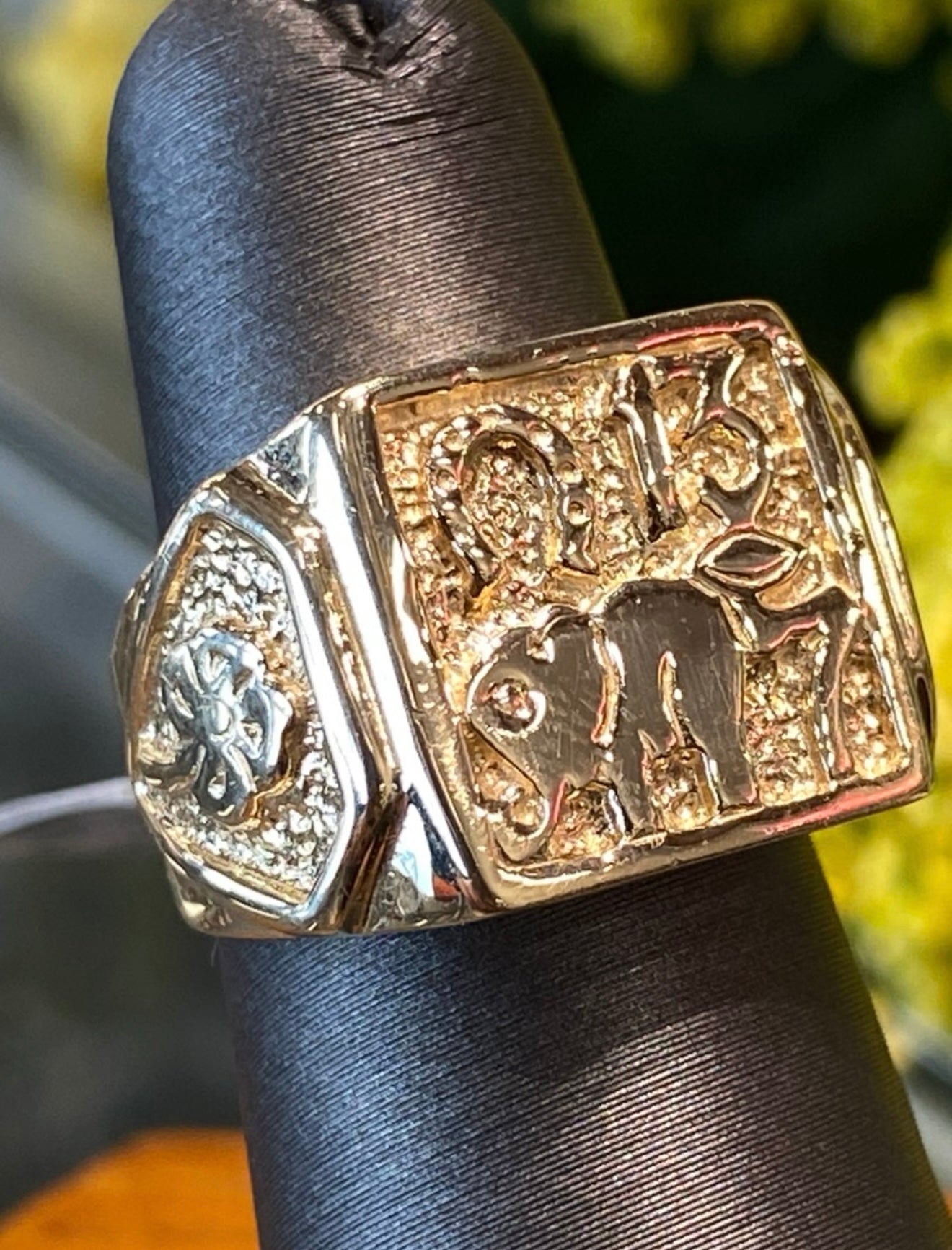 Gold ring