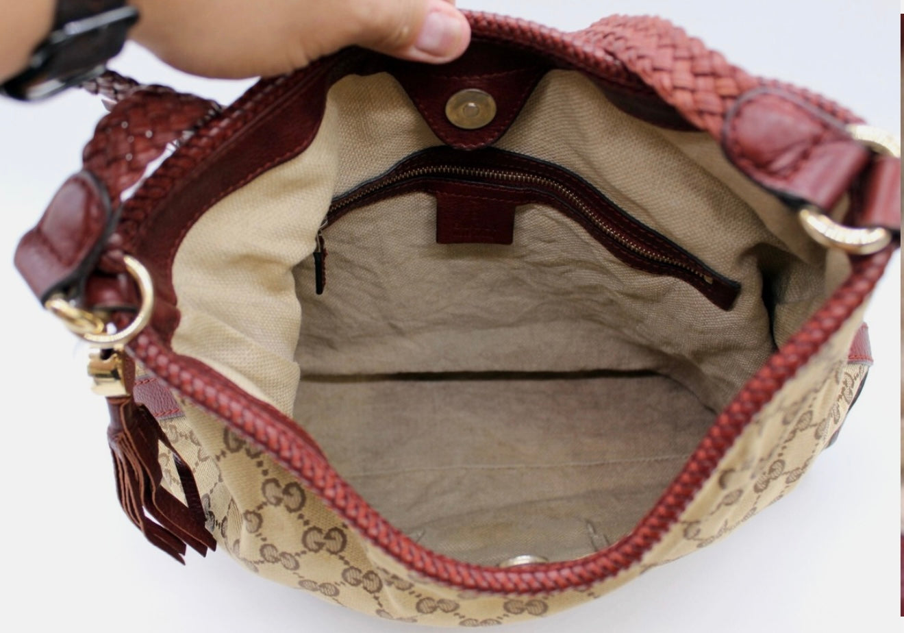 Handbag