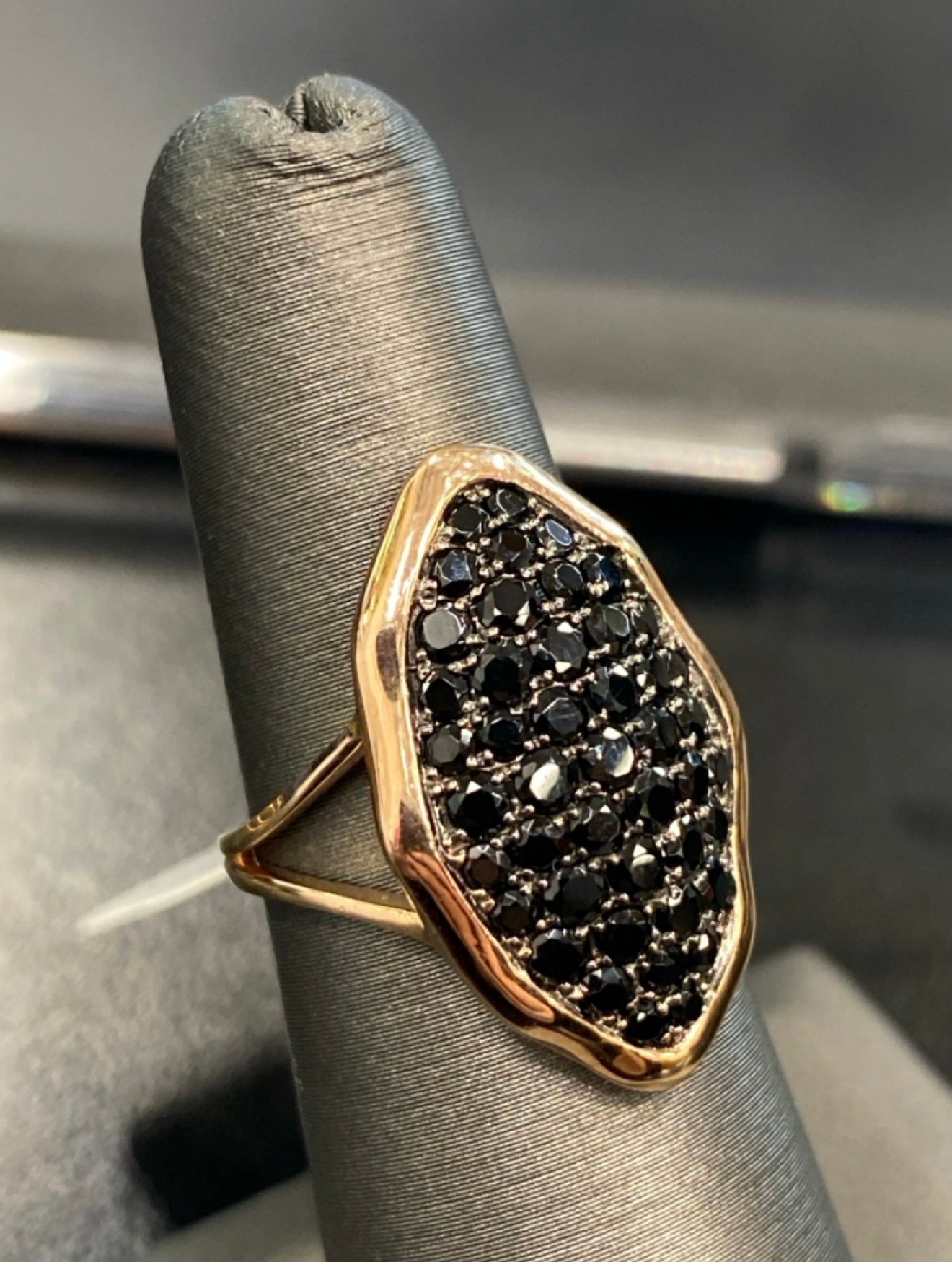 Gold ring
