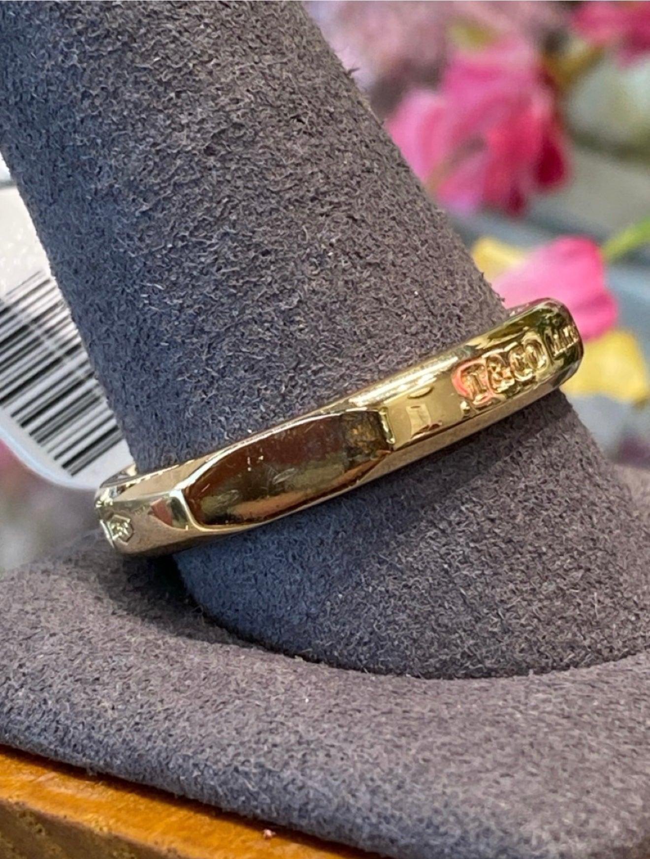 Gold ring