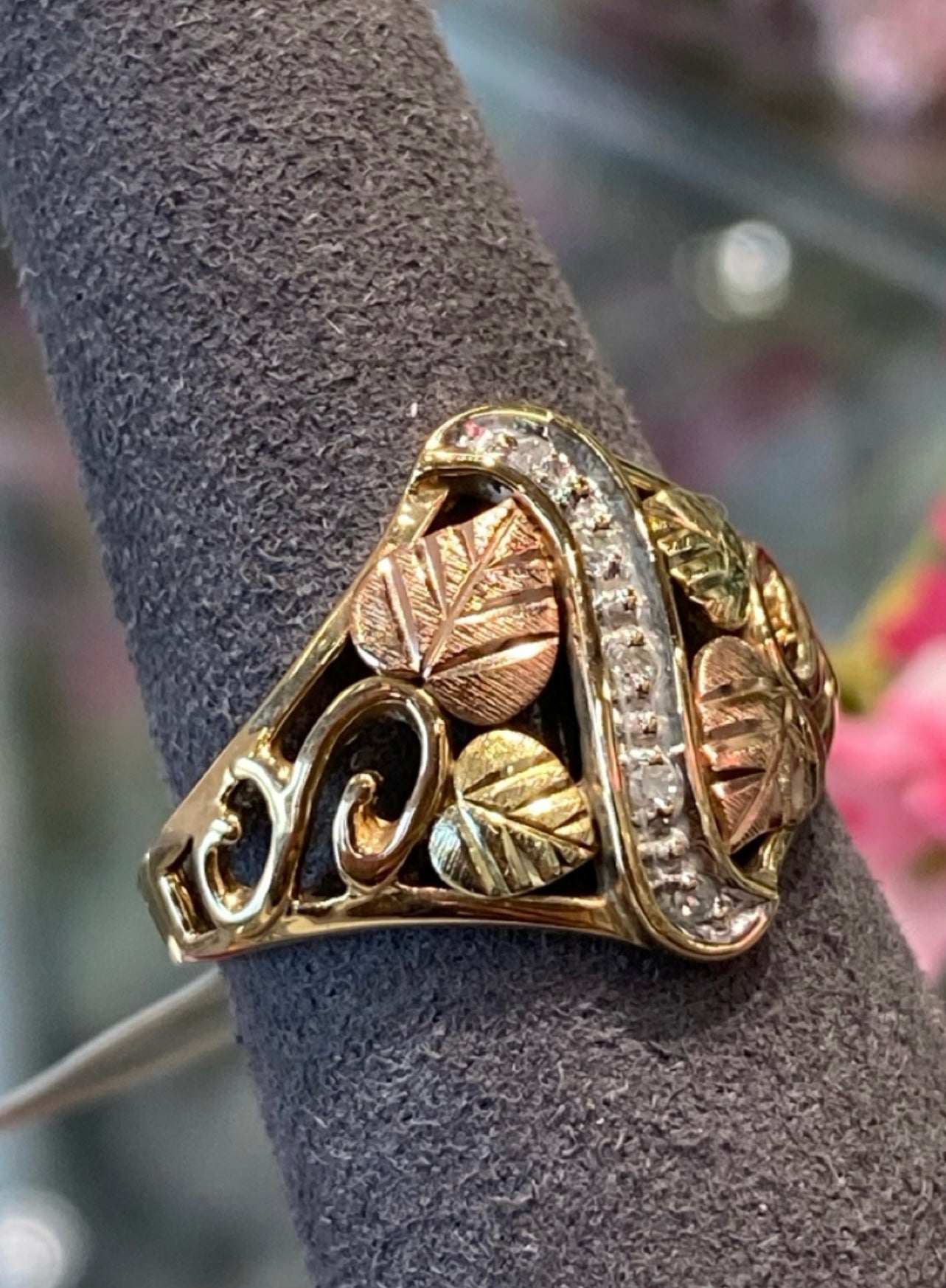 Gold ring