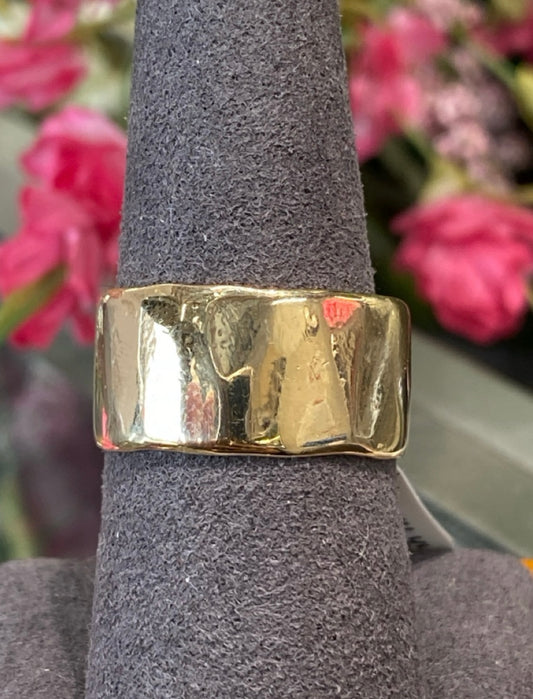 Gold ring