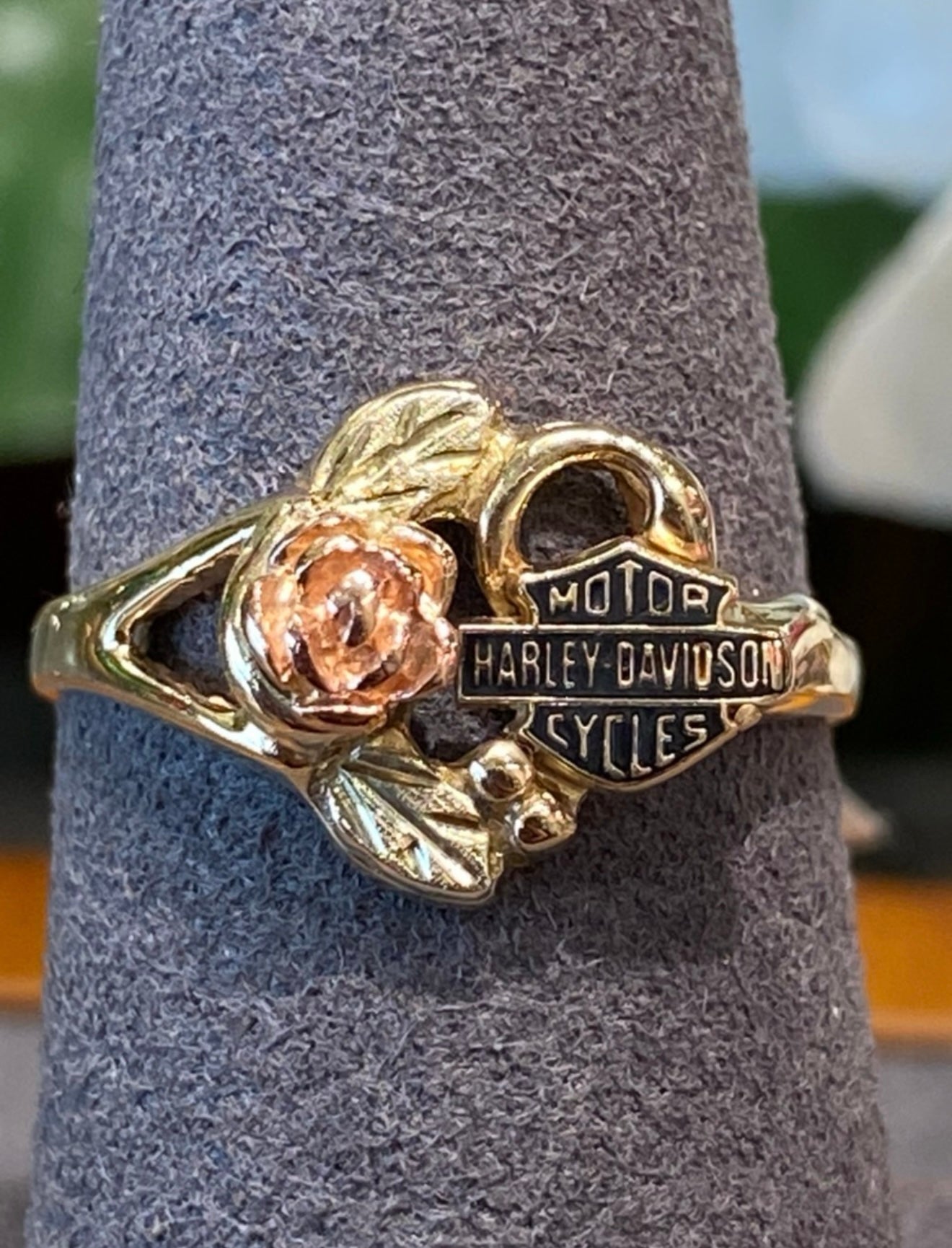 Gold ring