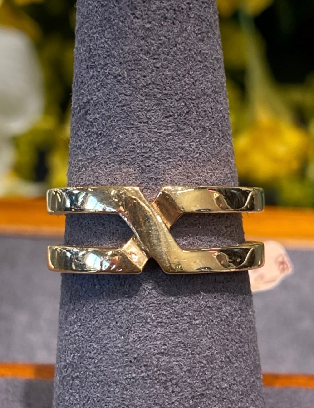Gold ring