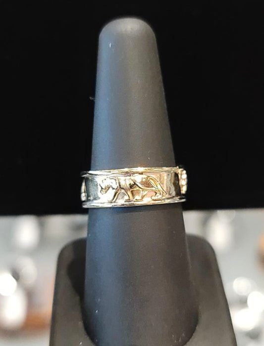 Gold ring