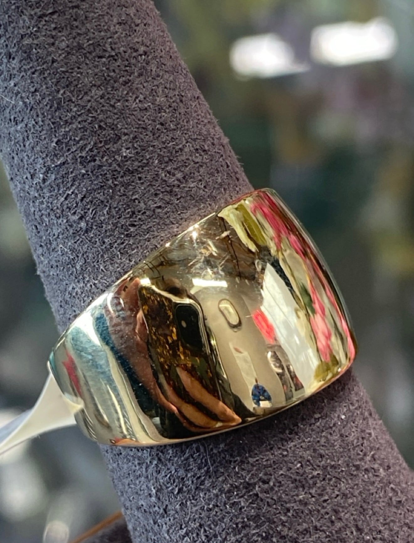 Gold ring
