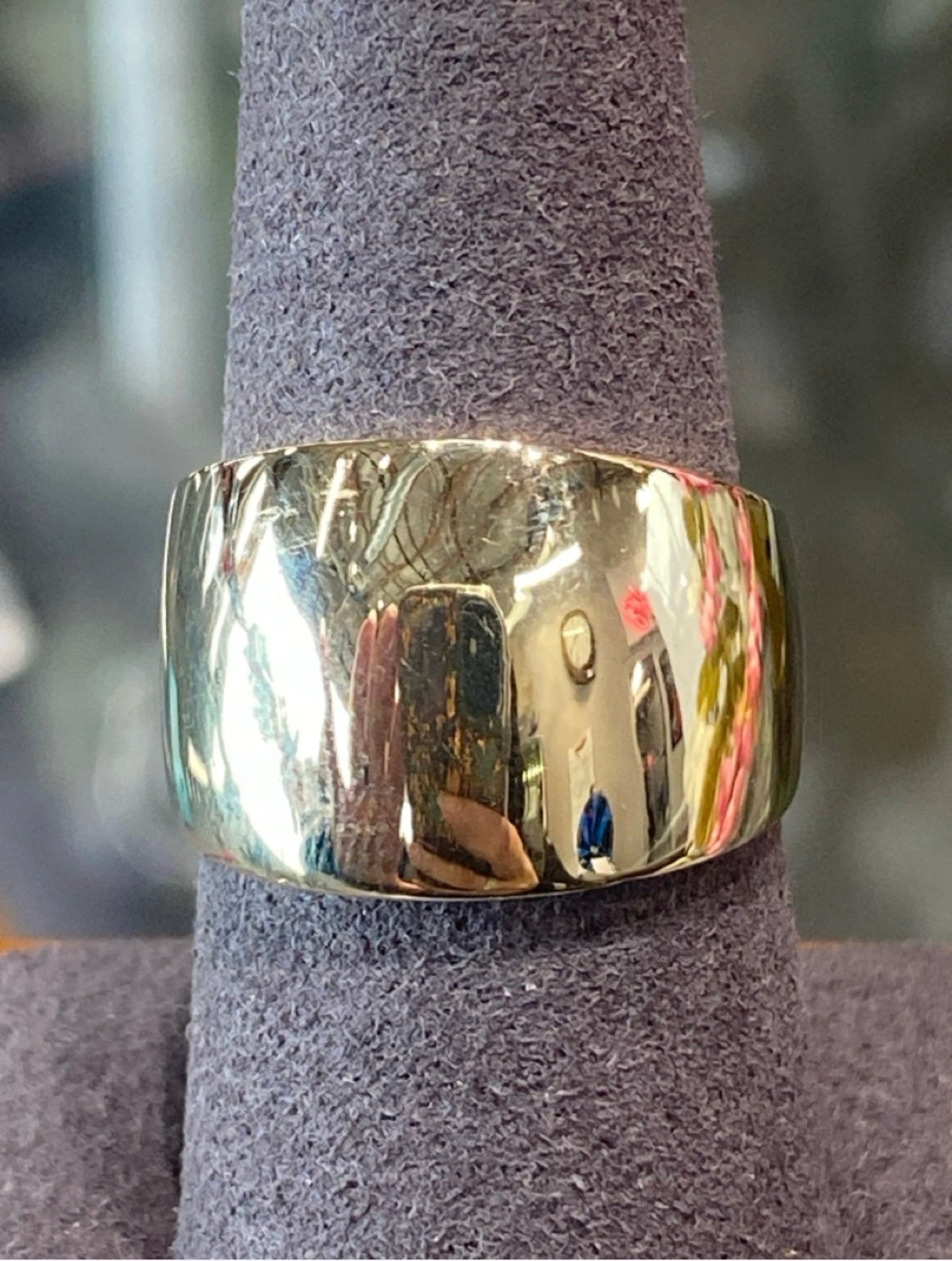 Gold ring