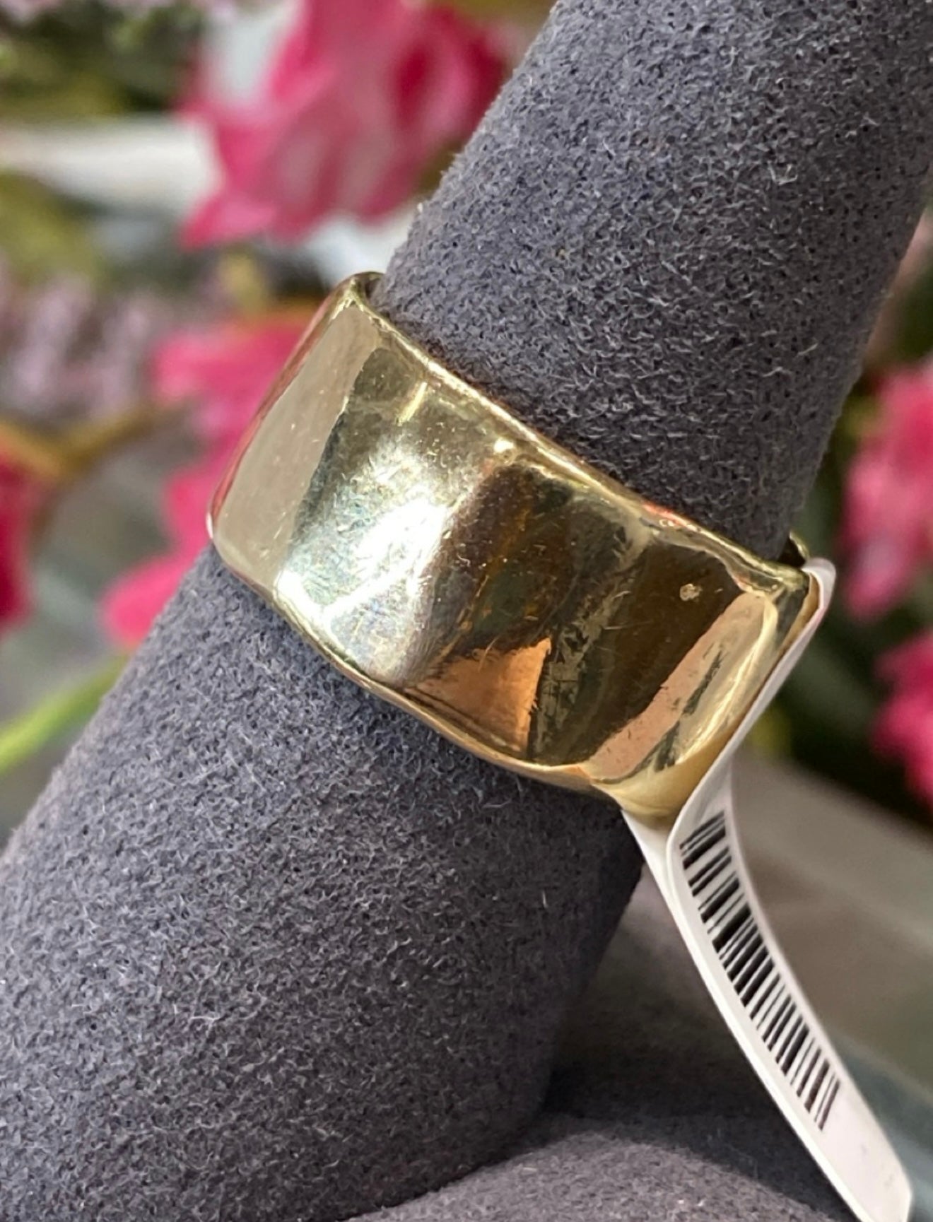 Gold ring