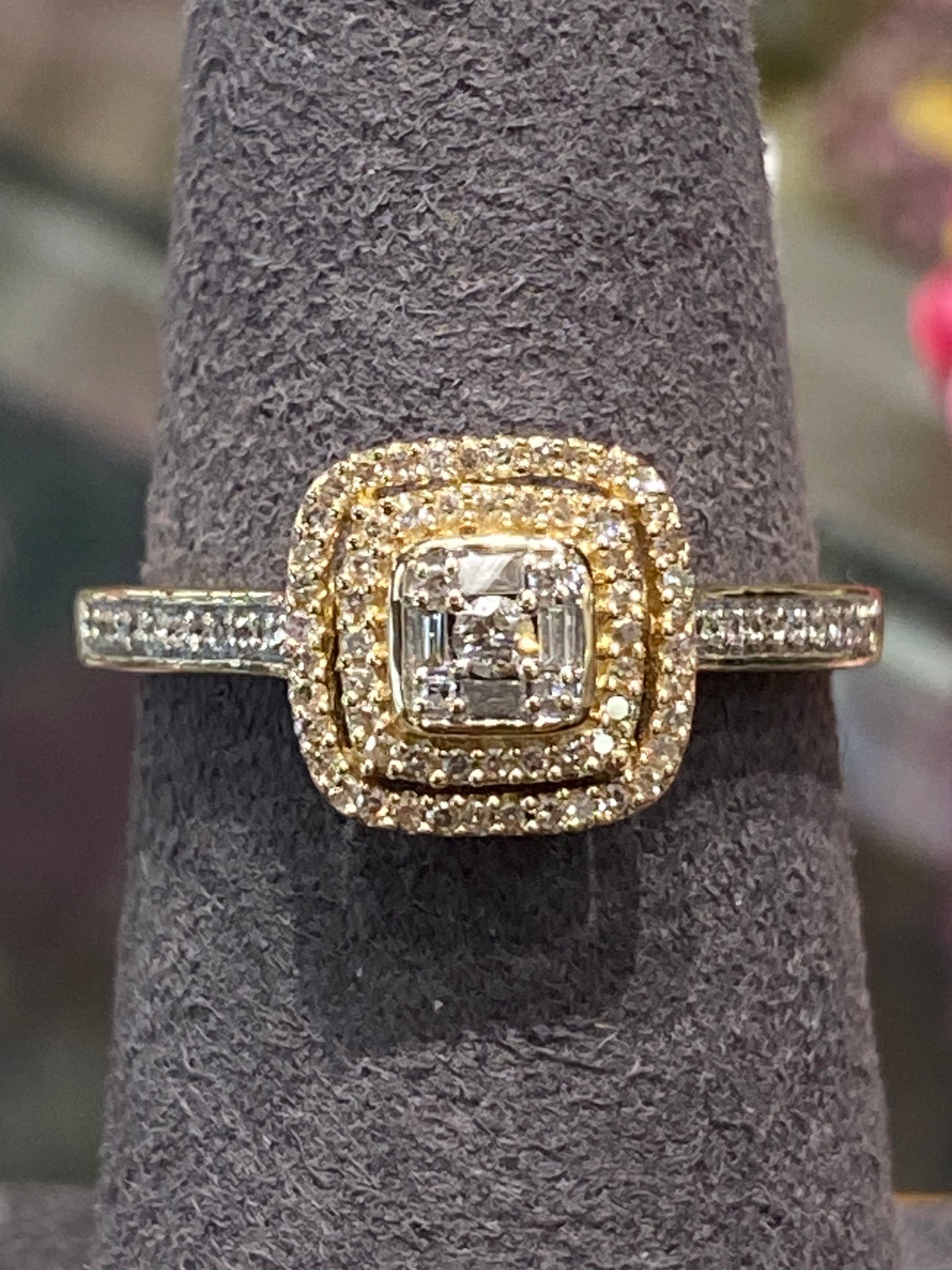 10k Yellow Gold Diamond Engagement Ring