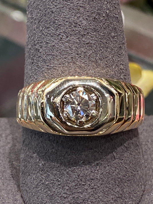 14k Yellow Gold Diamond Ring