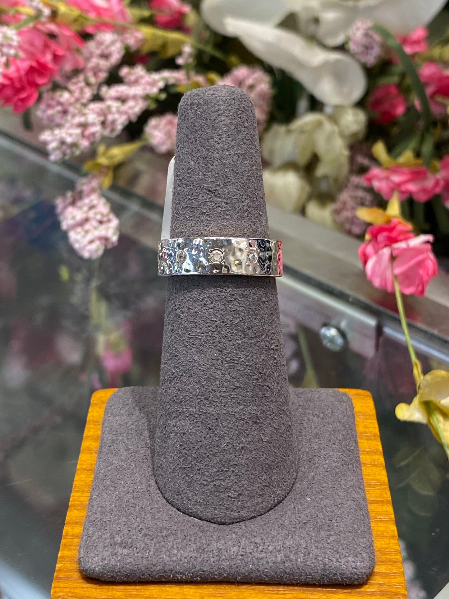 925 Wedding Band With Cubic Zirconias