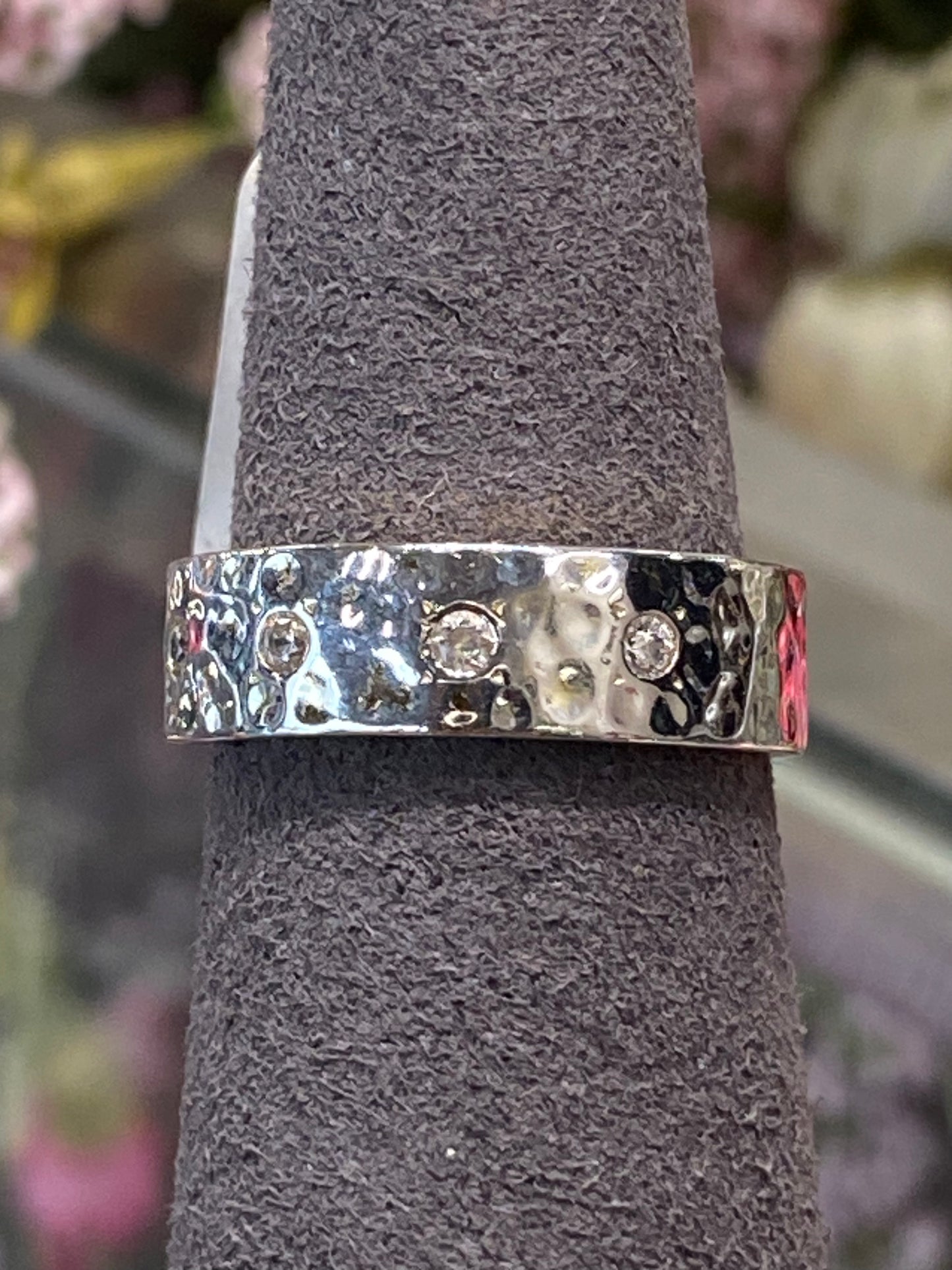 925 Wedding Band With Cubic Zirconias