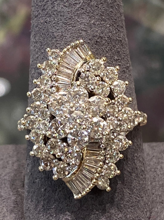 10k Yellow Gold Diamond Cluster Ring
