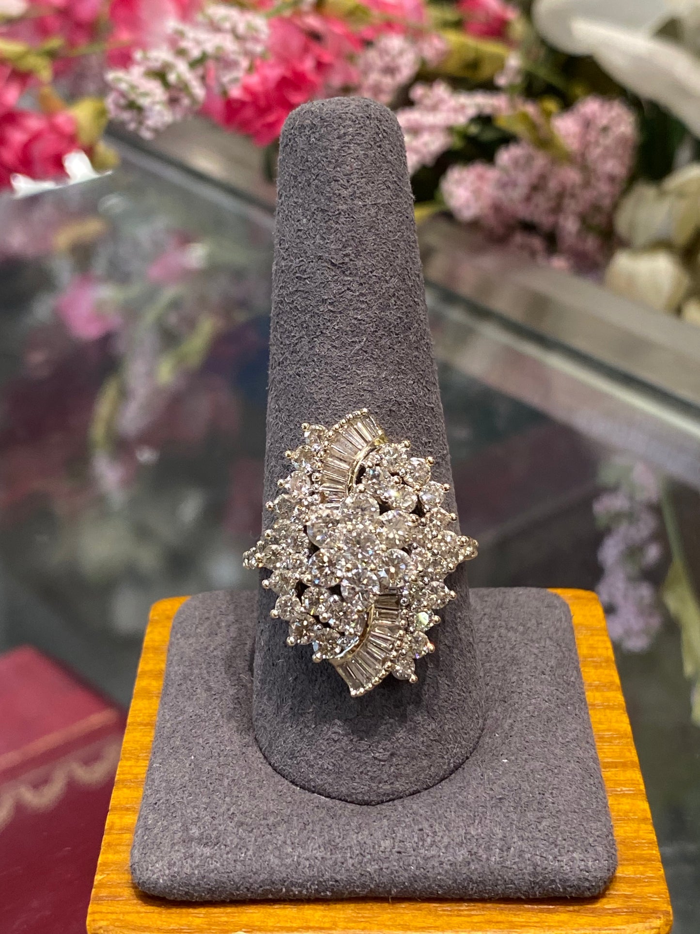 10k Yellow Gold Diamond Cluster Ring