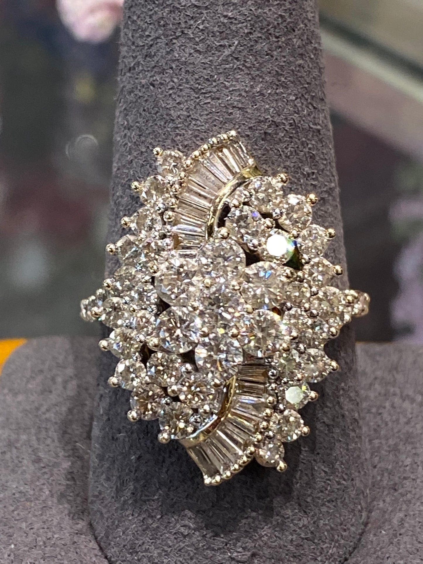 10k Yellow Gold Diamond Cluster Ring