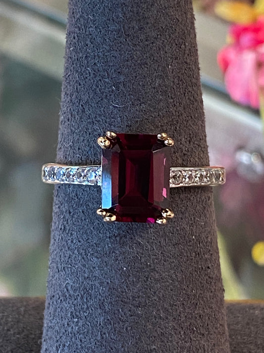 14k Yellow Gold Ring