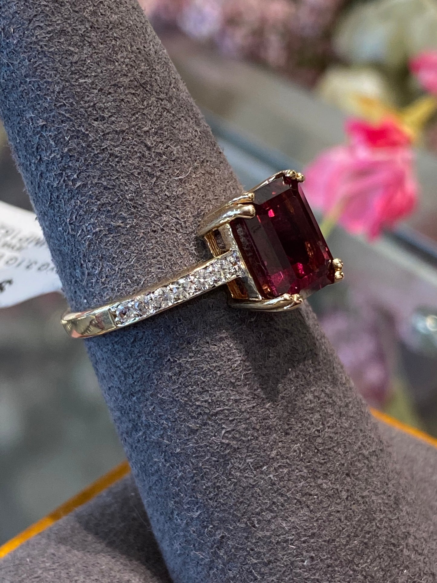 14k Yellow Gold Ring