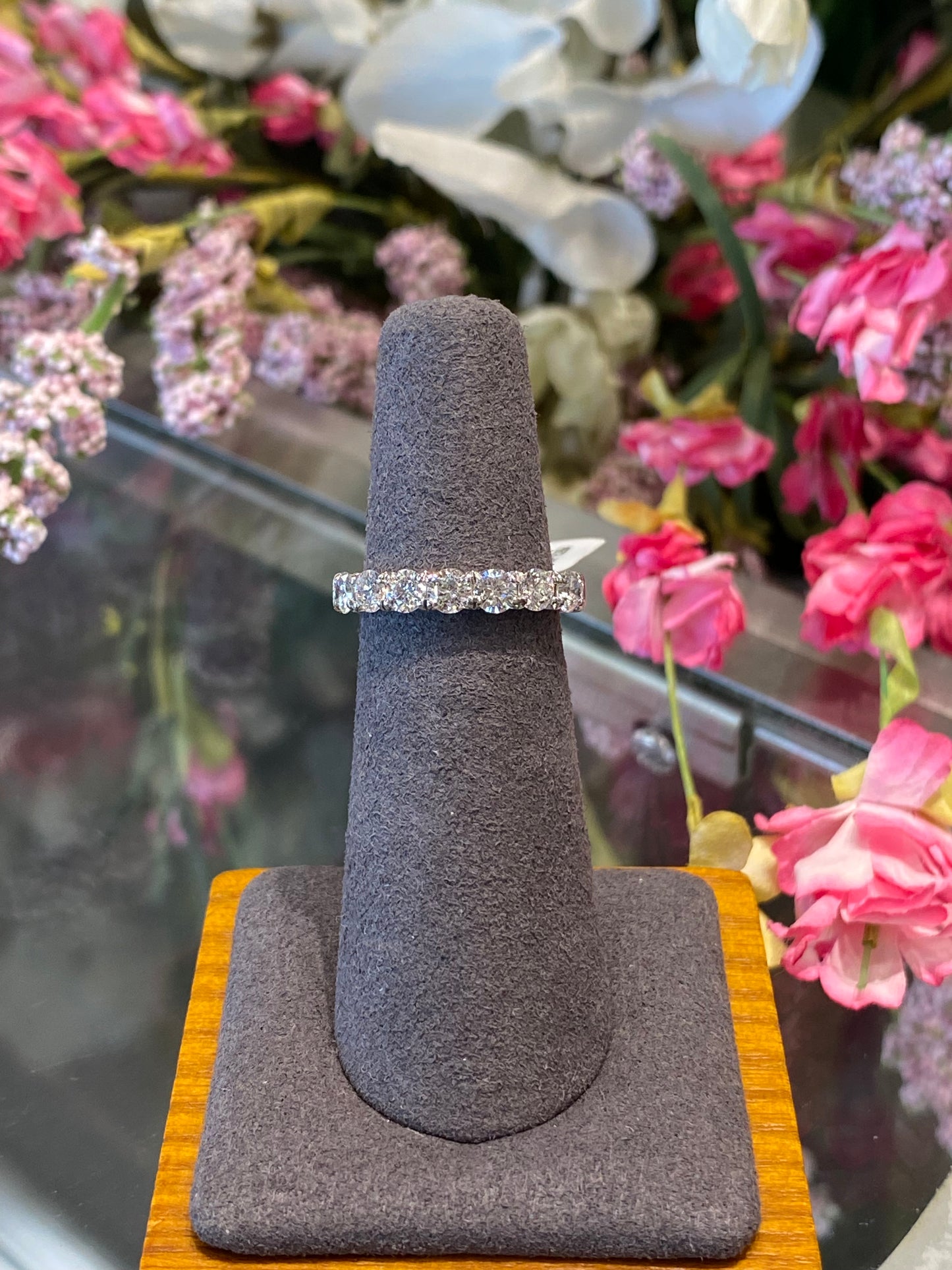 14k White Gold Diamond Band