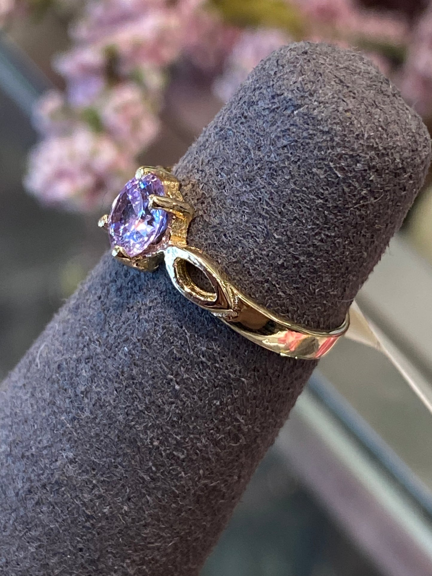 10k Yellow Gold Baby Ring