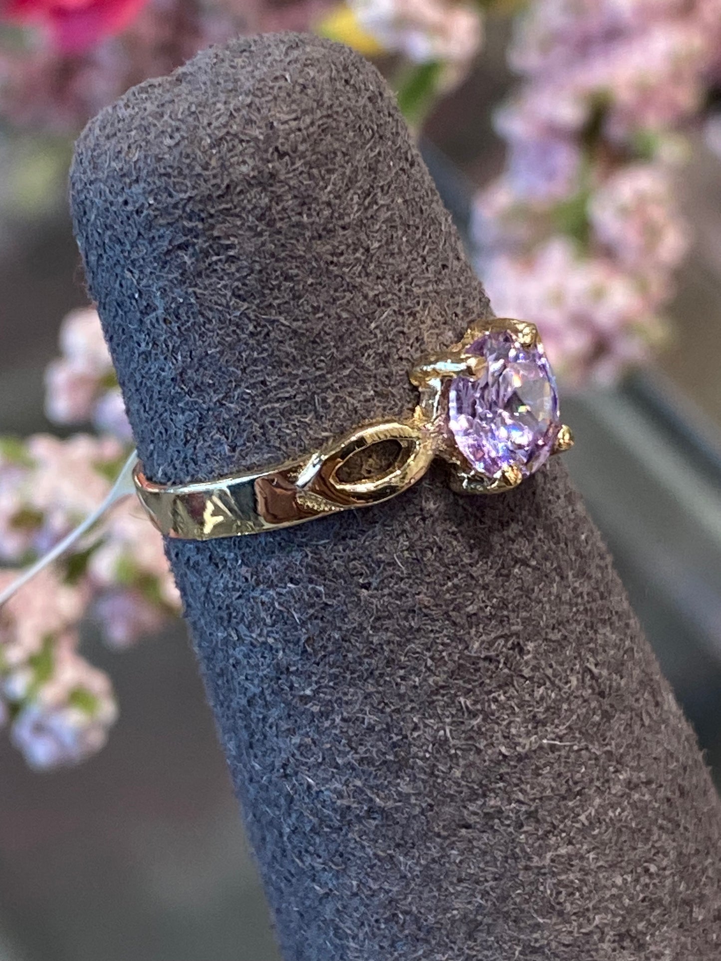 10k Yellow Gold Baby Ring