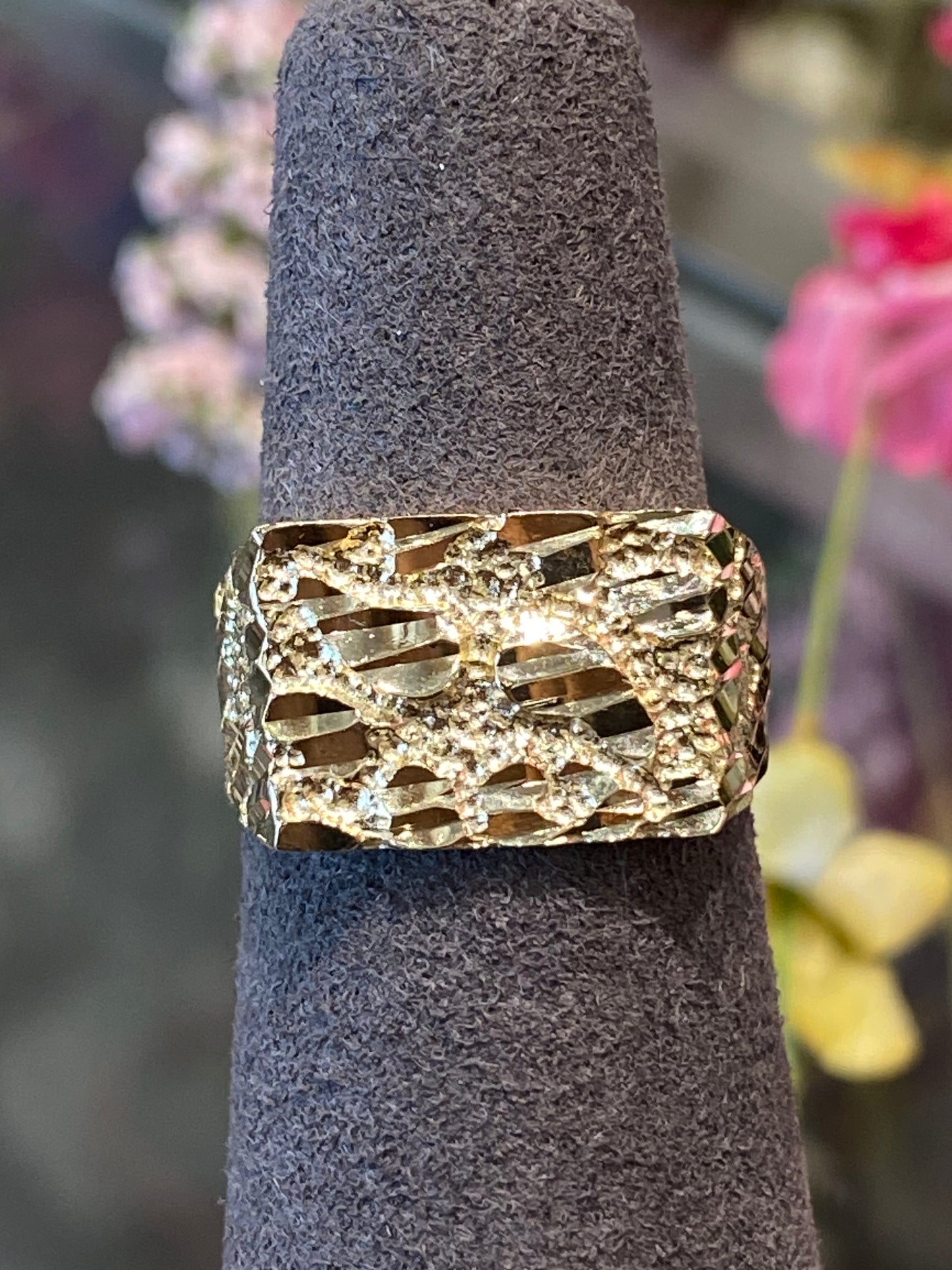 10k Yellow Gold Nugget Ring