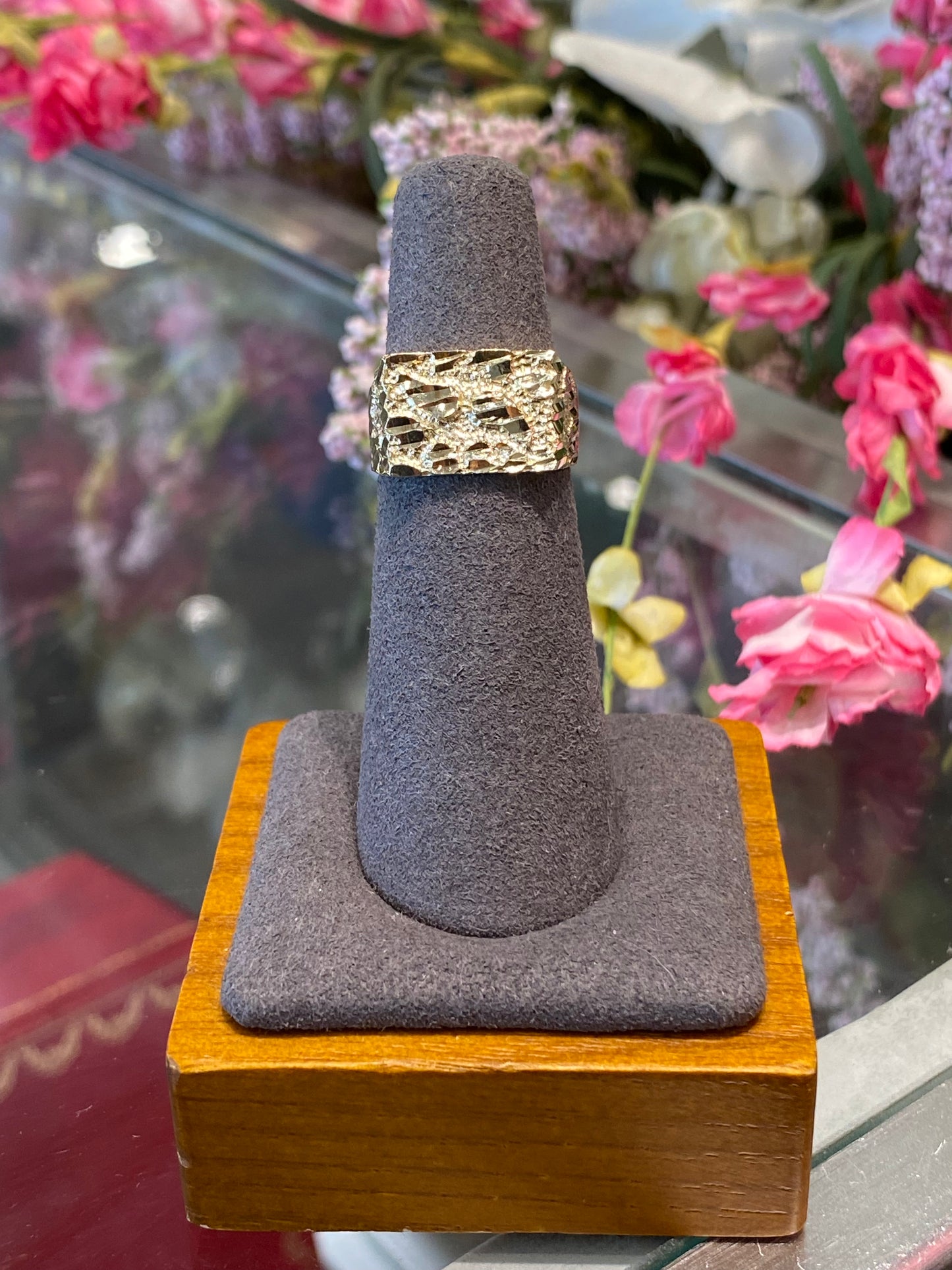 10k Yellow Gold Nugget Ring