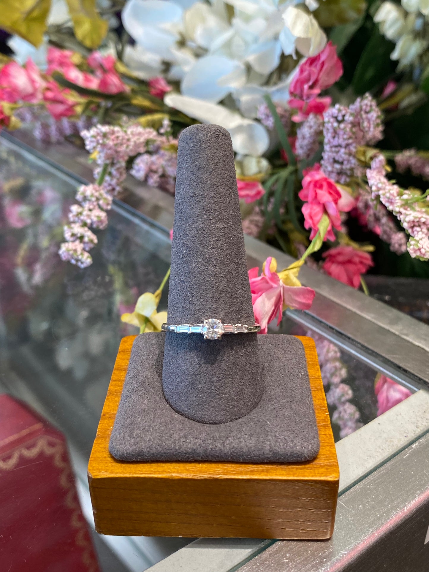 18k White Gold Diamond Engagement Rings