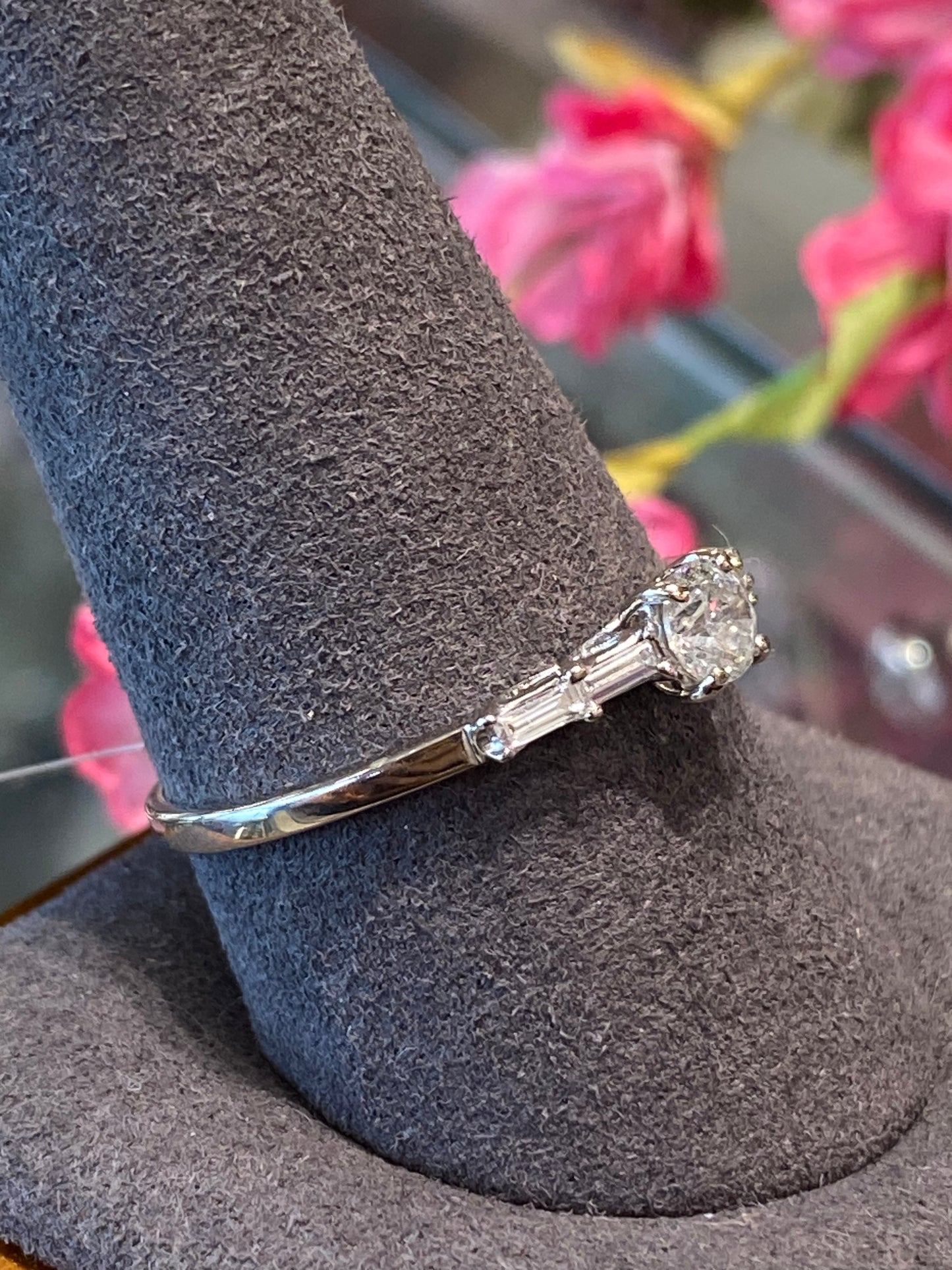 18k White Gold Diamond Engagement Rings