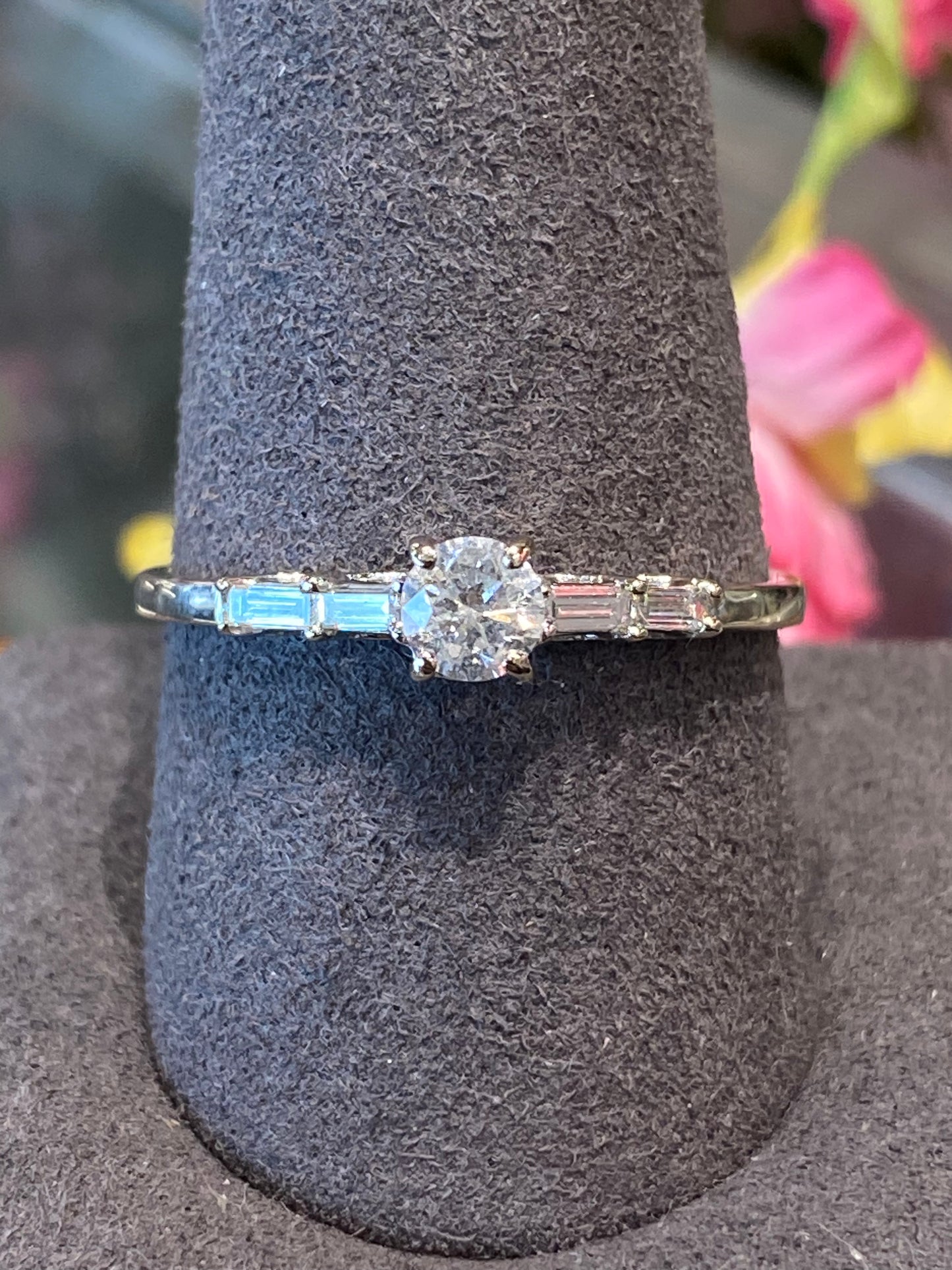18k White Gold Diamond Engagement Rings