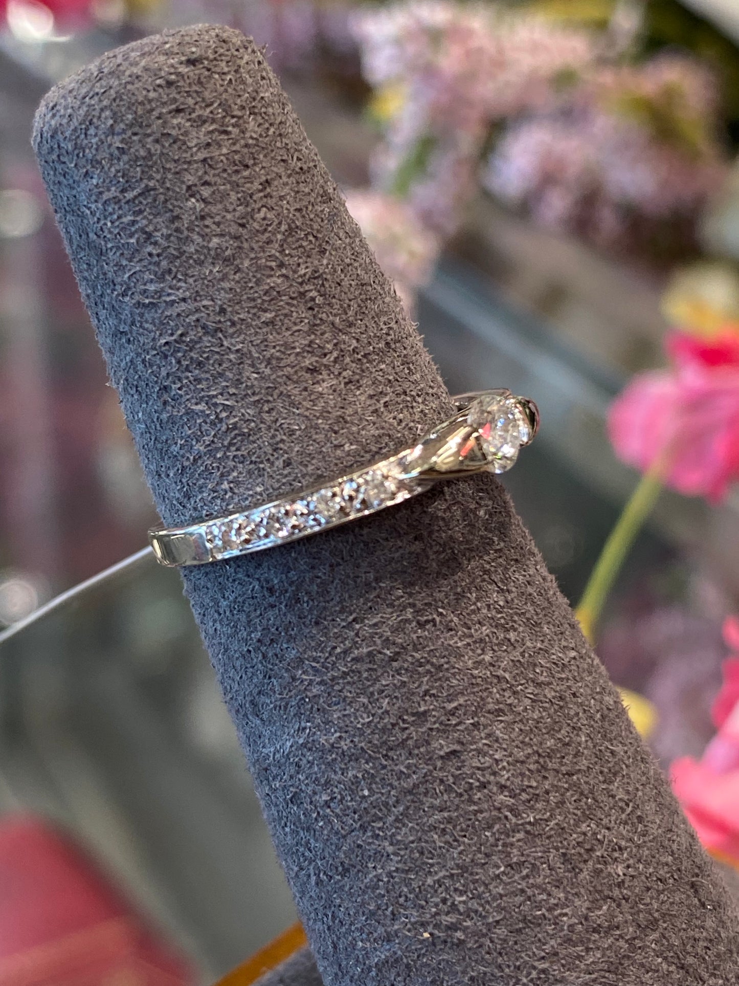 14k White Gold Diamond Engagement Ring