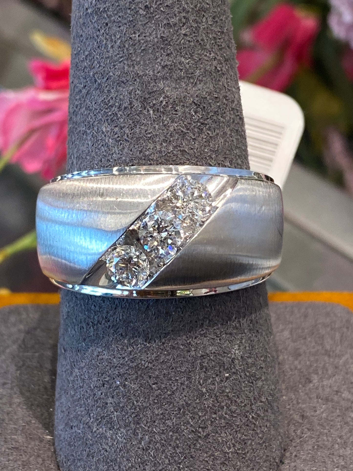 14k White Gold Diamond Band