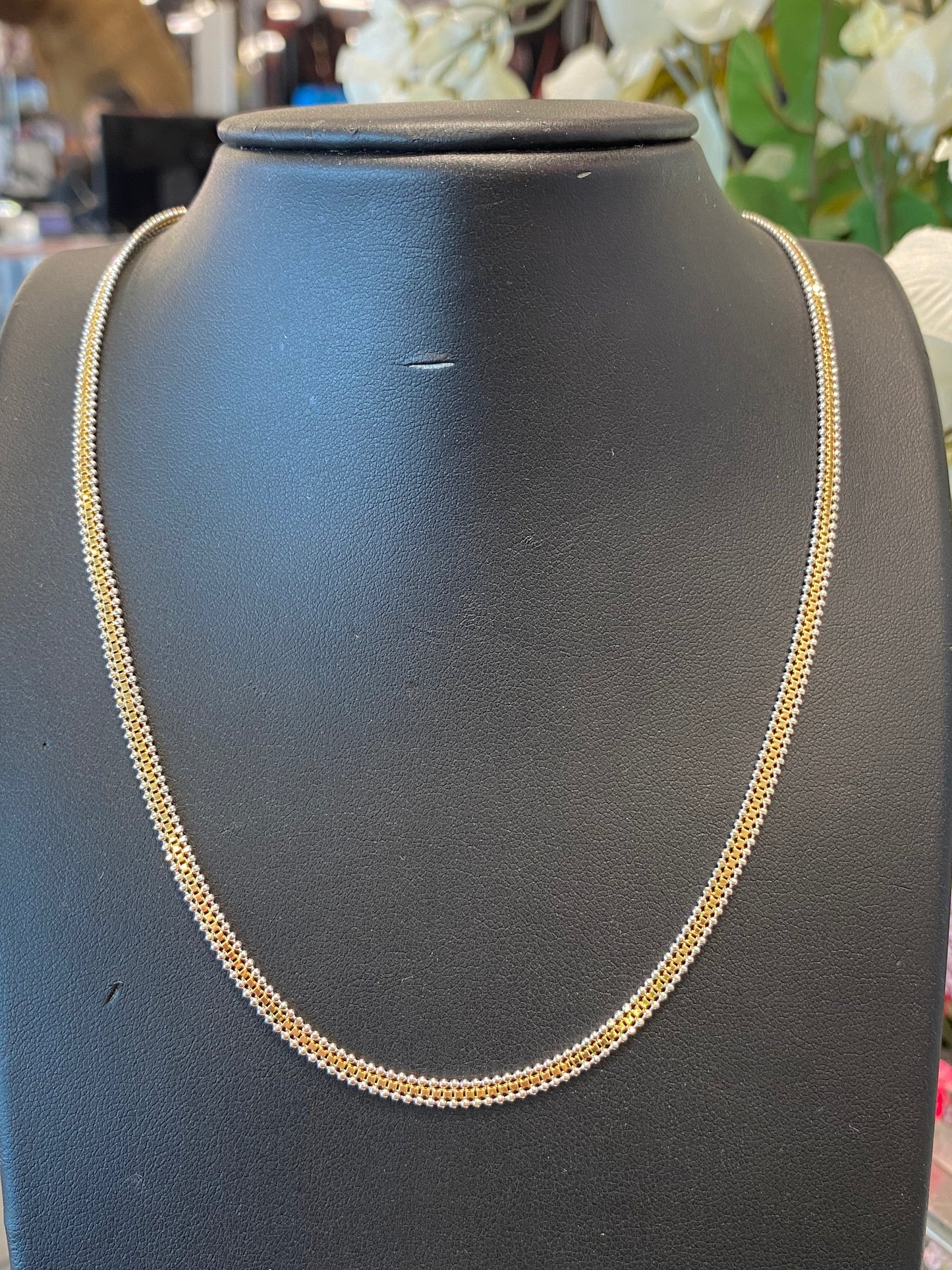 18k Two Tone Chain