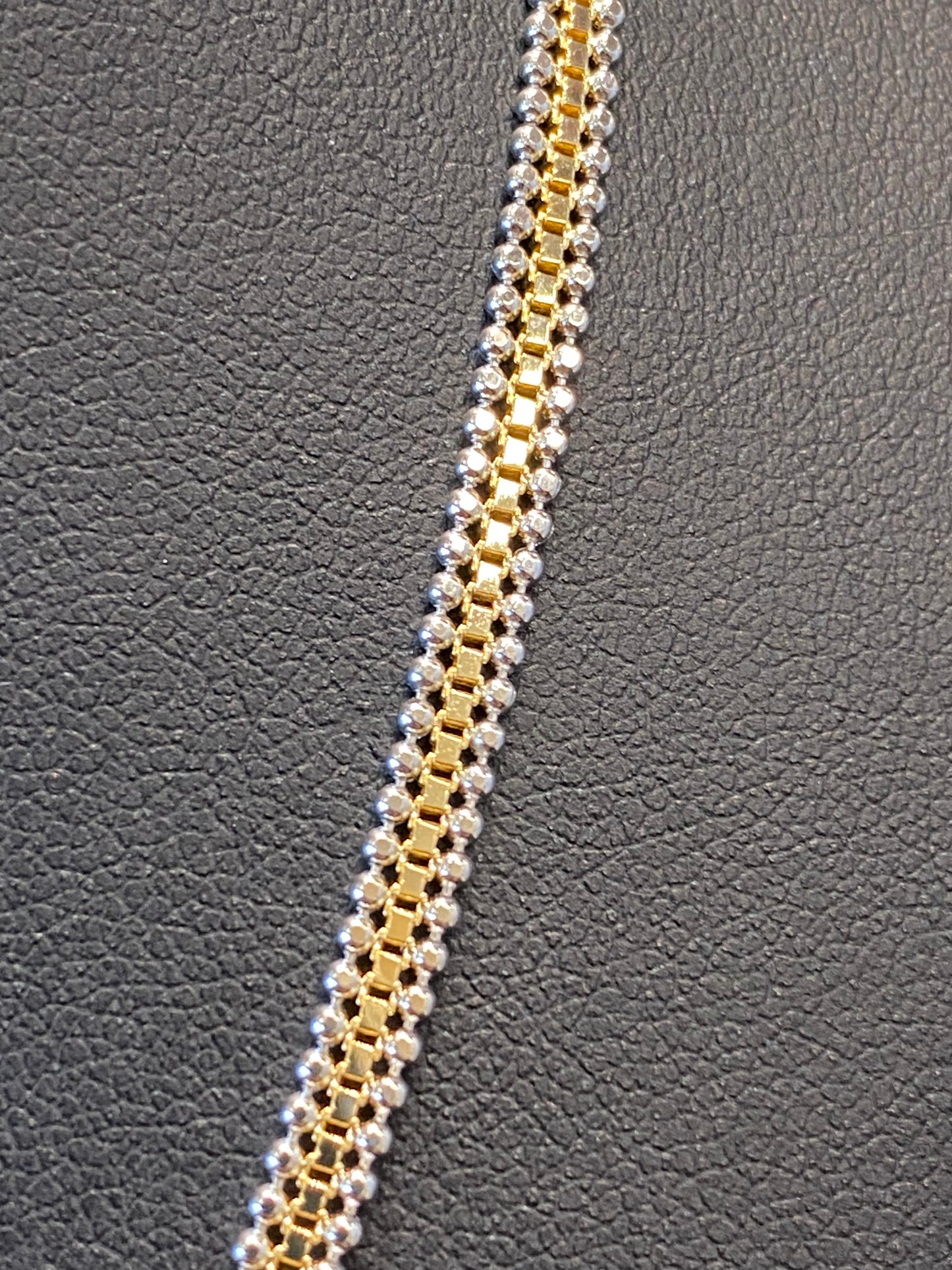 18k Two Tone Chain