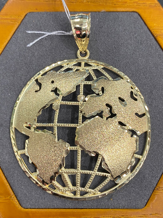 10k Yellow Gold Globe Pendant