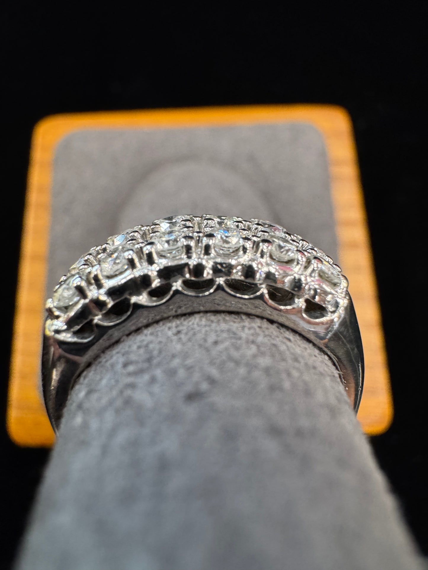 Ladies Diamond Ring