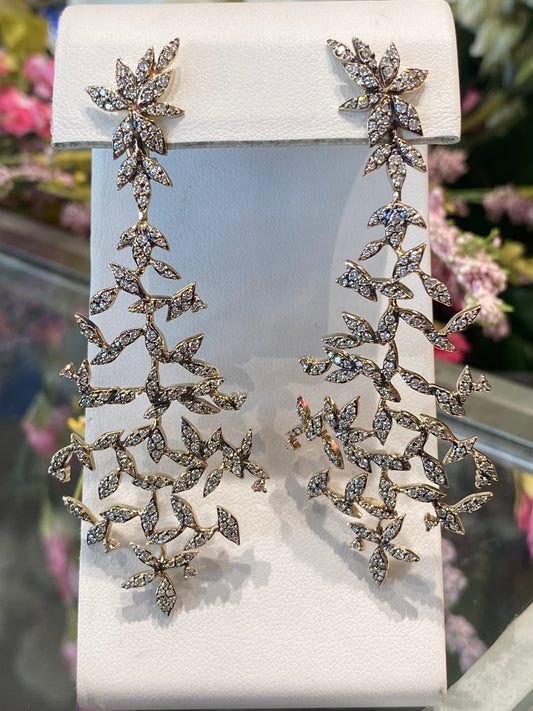 18k Yellow Gold Diamond Earrings