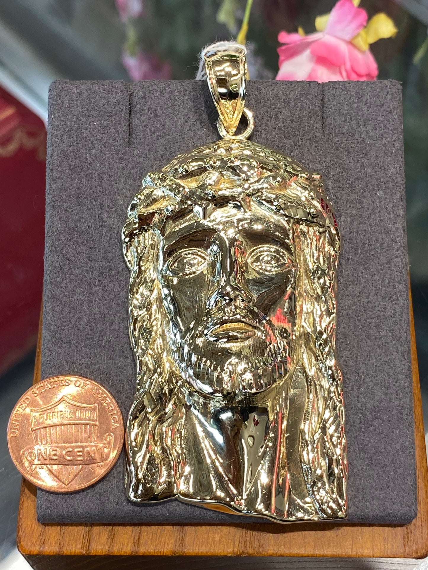 10k Yellow Gold Pendant