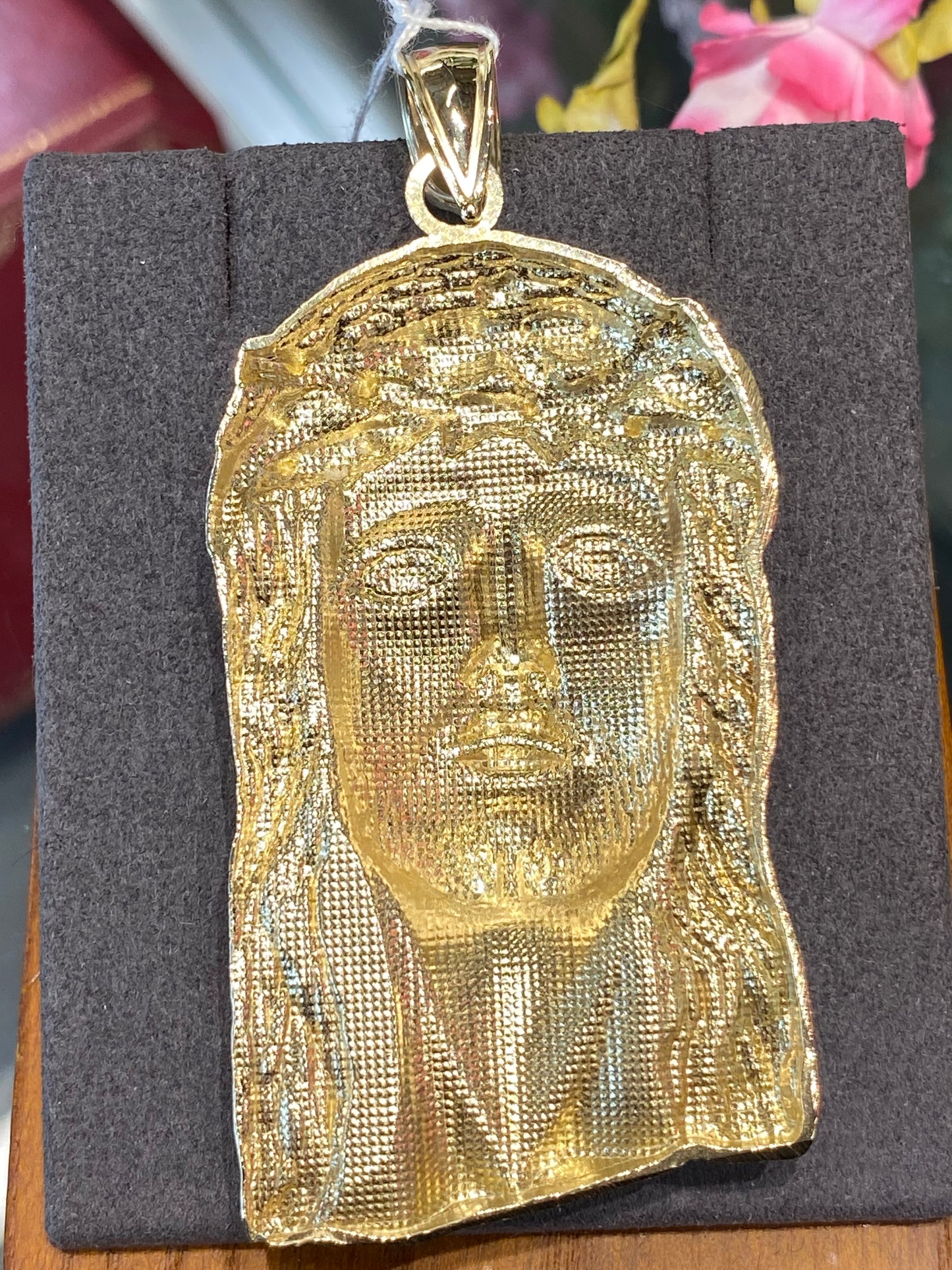 10k Yellow Gold Pendant
