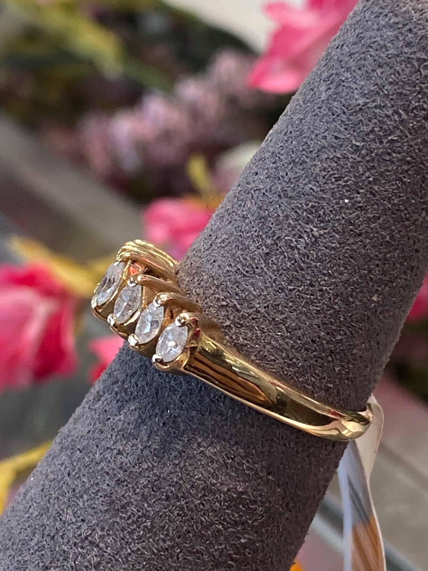 14k Yellow Gold Diamond Ring