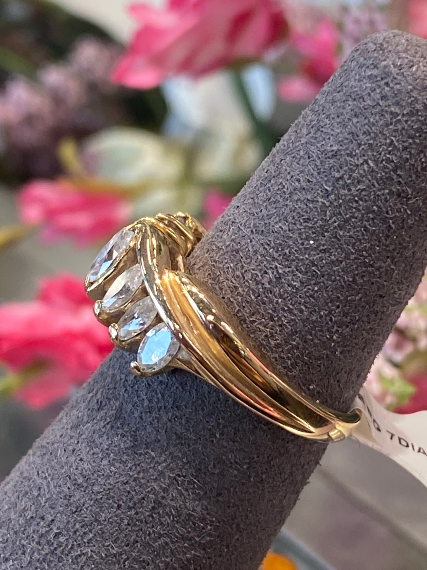 14k Yellow Gold Diamond Ring
