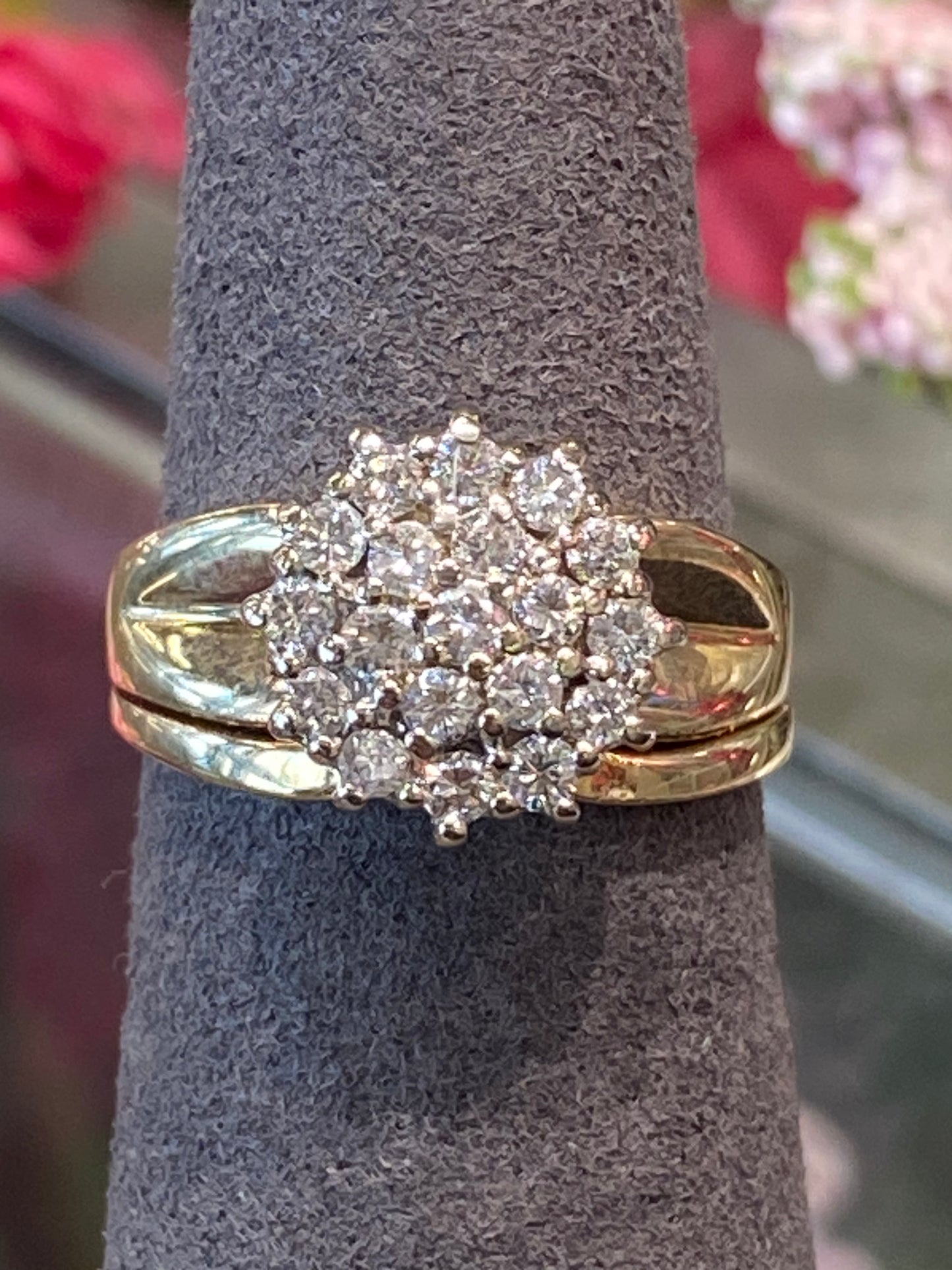 14k Yellow Hold Diamond Cluster Ring