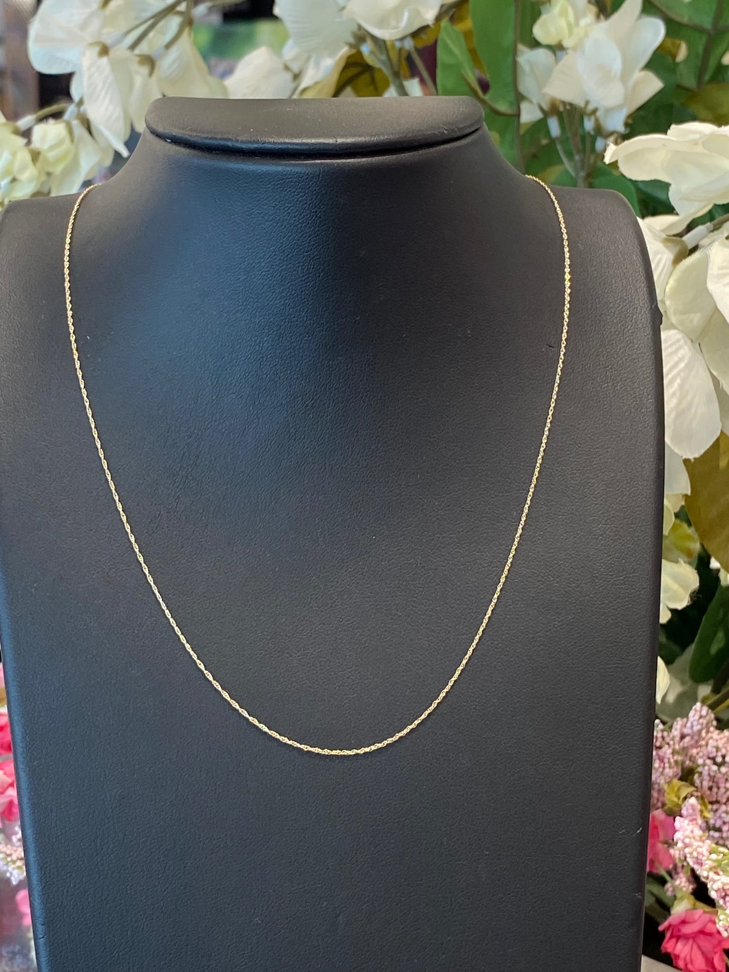 10k Yellow Gold Thin Chain