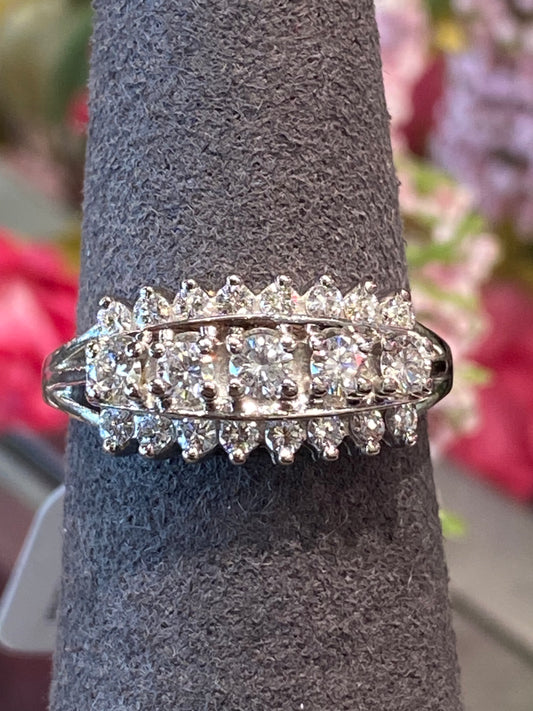 14k White Gold Diamond Ring