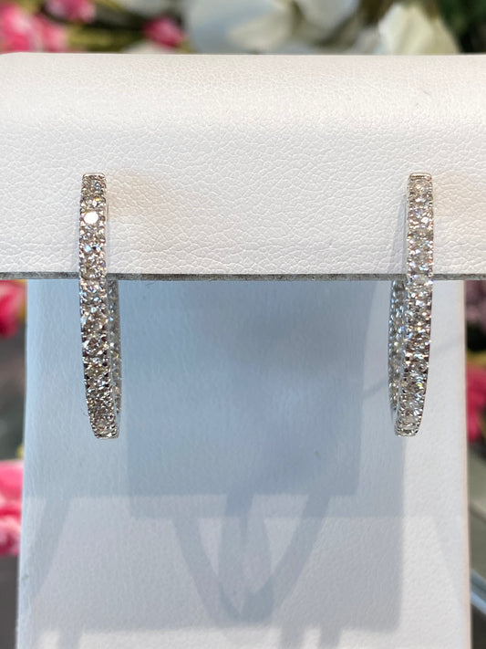 10k White Gold Diamond Hoop Earring’s