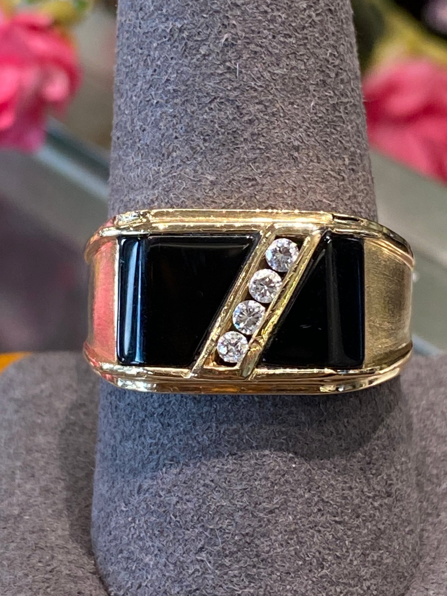 14k Yellow Gold Ring